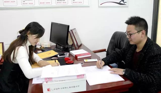 河南西峡王先生成功签约社区居家养老项目，抢占市场
