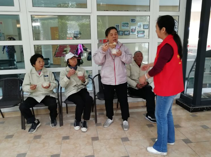 【黄石居养】“包饺子，连情谊，暖人心”冬至活动