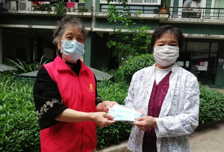 “疫情无情，黄石街居养送温情”活动