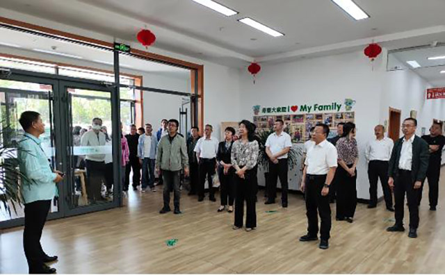 乌海市居家社区养老暨老年助餐服务现场会在乌达召开
